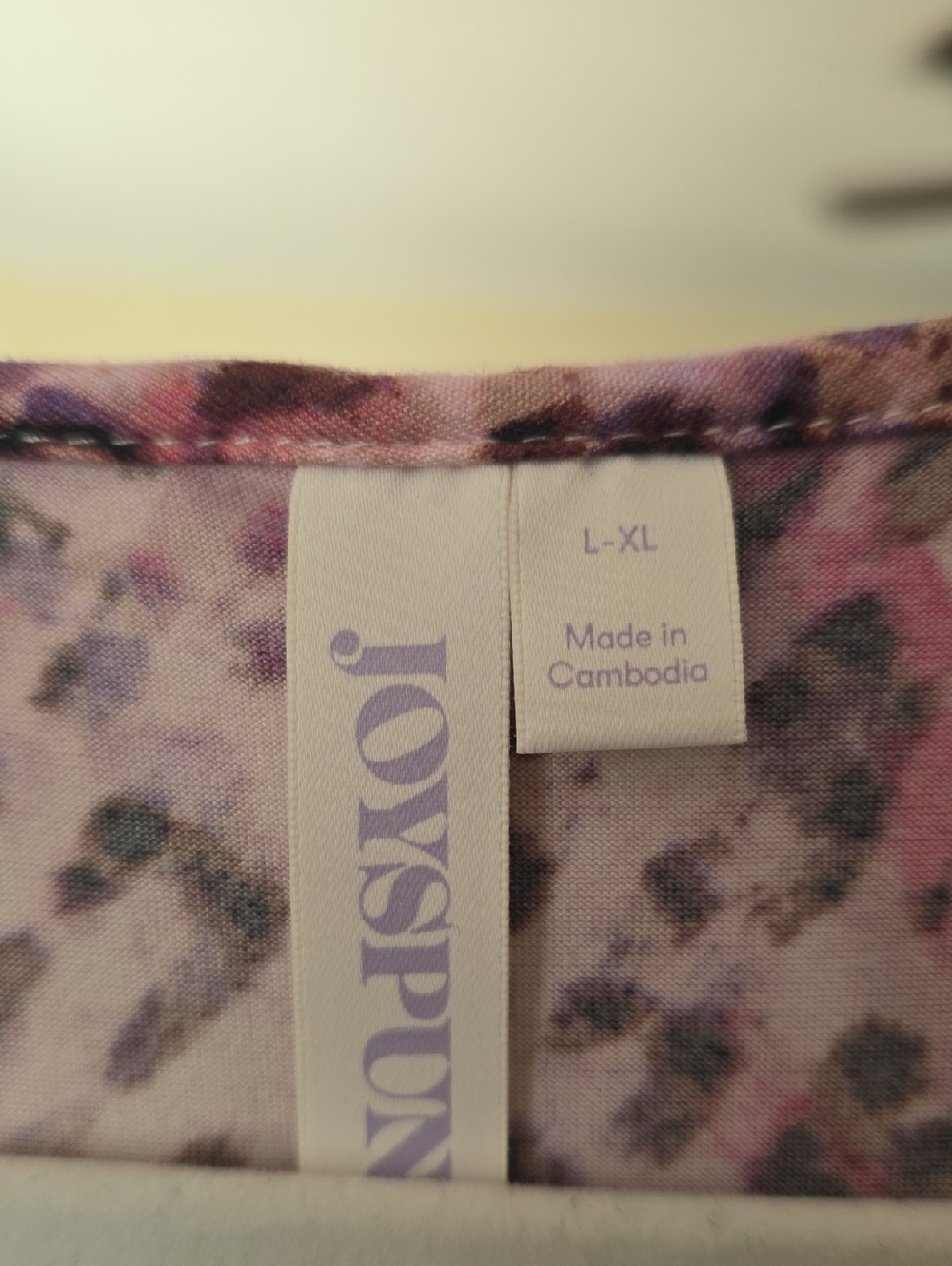 Joyspun Women's Pink Animal Print Satin Robe - Picture 5 of 5